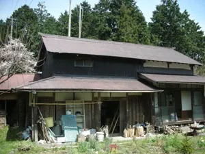 再生前の家の納屋。