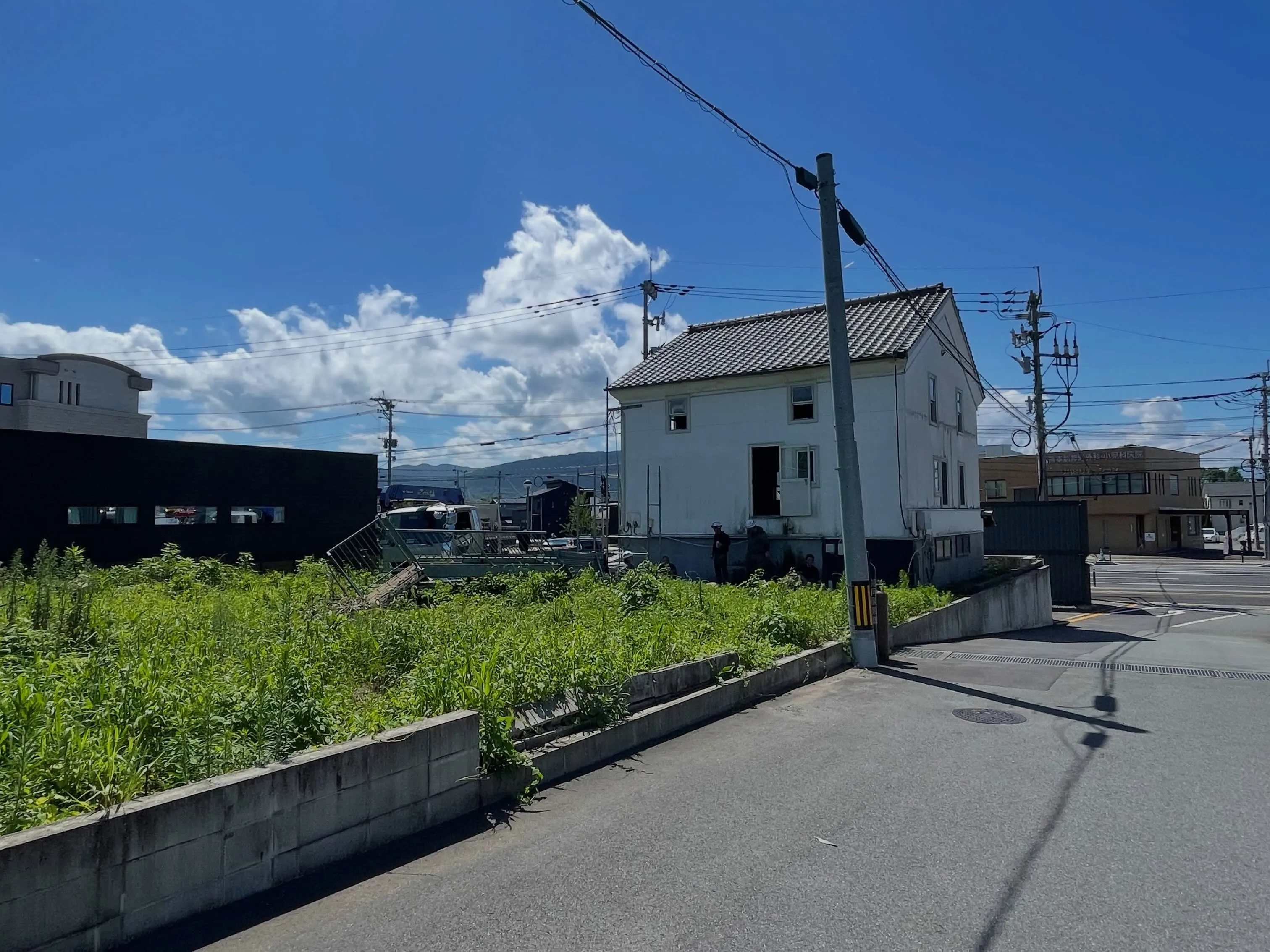 雨上がり熊本上益城にて蔵の解き作業の準備に入ります